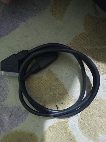 tv pultu: SCART–SCART video/audio kabeli - Konnektorlar: 21-pin SCART (iki — 1