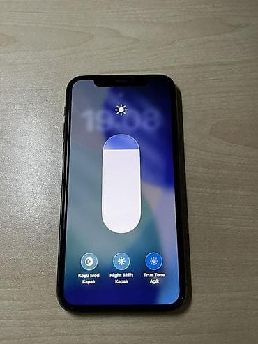 mac pro: IPhone 11 Pro, 64 GB, Space Gray, Face ID — 3