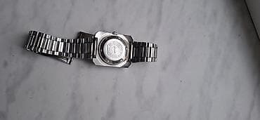 saatlar elektron: Kvars qol saatı – klassik kvadrat korpuslu, metal bilərzikli — 5