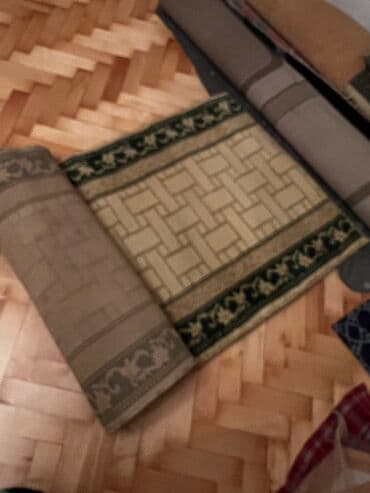 Xalça Qapı önü, Azərbaycan, Kredit yoxdur