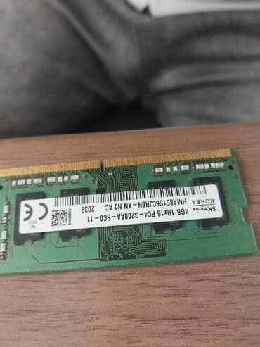 Masaüstü kompüterlər və iş stansiyaları: Operativ yaddaş (RAM) 4 GB, 3200 Mhz, DDR4, Noutbuk üçün, İşlənmiş — 2