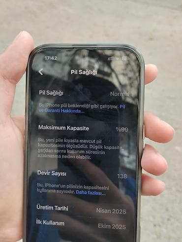i 15 pods: IPhone 16 Pro, 128 GB, Space Gray, Zəmanət — 4