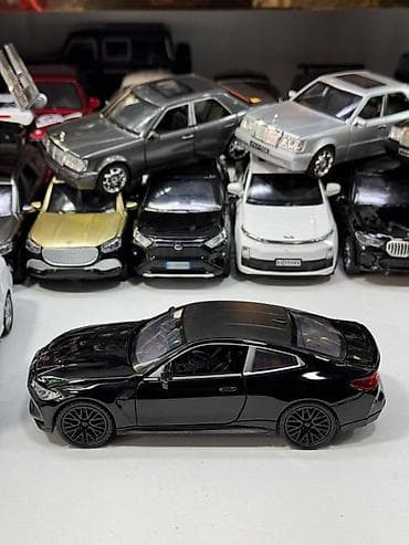 Искусство и коллекционирование: 1:32 Ölçüdə BMW M4 Modeli. bagaj kaput ve qapılar açılır. incə — 1