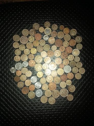 Ovçuluq və balıqçılıq: Sovet dövrünə aid medallar və nişanlardan ibarət kolleksiya Tərkib: - — 5