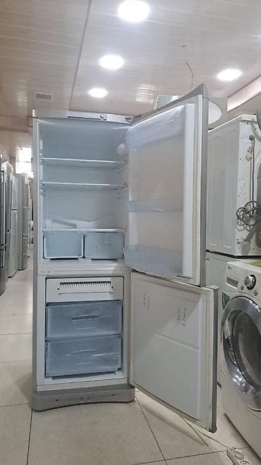 2 qapılı Indesit Soyuducu Satılır, rəng - Gümüşü — 2