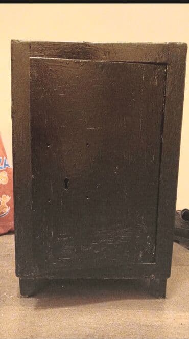 qapı bəzəkləri: Açılan, 1 qapı Düz dolab — 1