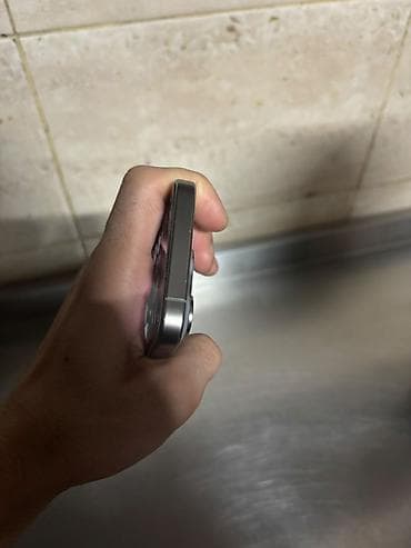 Elektronika: IPhone 15 Pro, 512 GB, Gümüşü — 6