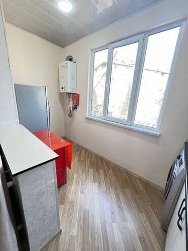 bine atciliqda kiraye ev: Binəqədi rayonu,7 mkr,Kemalə Nermin şadlıq sarayı yaxınlığı,Tayqa — 8