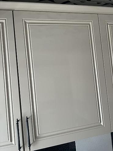 kuxna skafi: Mətbəx üçün asma şkaf dəsti - Rəng: açıq krem (parlaq səth) - Üslub — 4