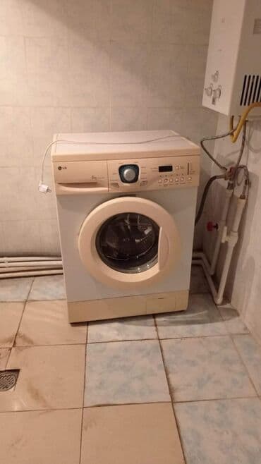 nzs evlər: Ev 1 otaqldı 2 oğlan qalacaq evin şəraiti normaldı ev 8 noyabır və — 4