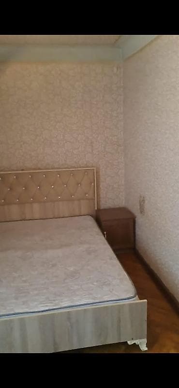 2otaqlı mənzil – daxili planlama və xüsusiyyətlər: - Girişdə asılqanlı — 9