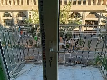 xacmazda ipoteka evler: Salam Ev Elimlərə metrosunun çıxışıda 4/4 mərtəbəsi 1 otaqlı 40 kv — 1