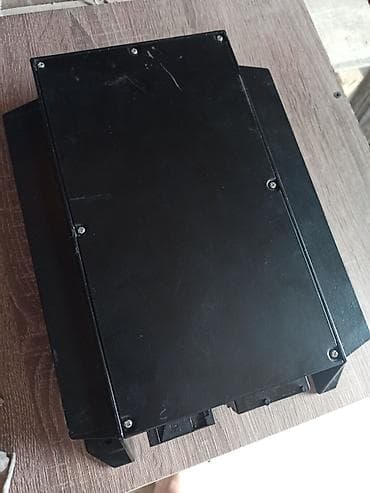 Səs gücləndiriciləri: Land Rover Range Rover L322 (2002-2005) üçün orijinal Lear XQK000030 — 1