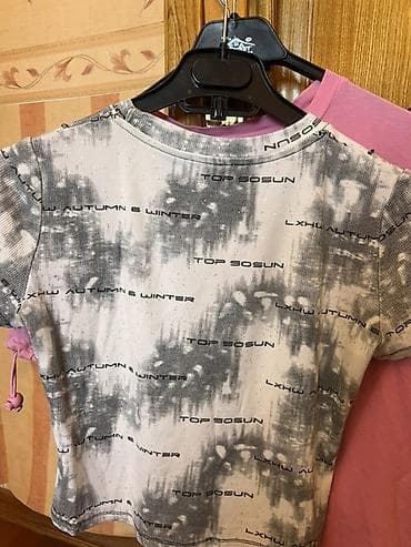 maykalar: Qadın t-shirt - Model: Qısaqol, dairəvi yaxalı 💰 Qiymət: 5 manat — 2