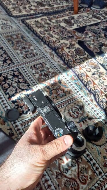 Компьютеры, ноутбуки и планшеты: Sony alpha 6000 пробег 4113 в отличнлм состоянии! В комплект входят — 4