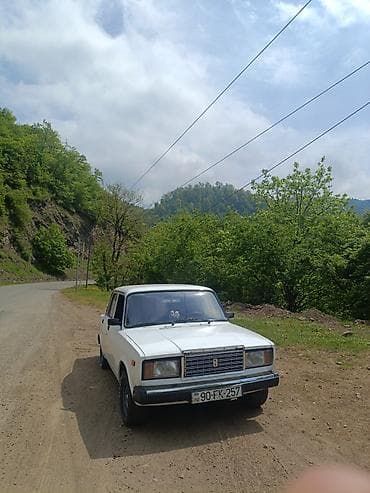chevrolet salon kredit: VAZ (LADA) 2107: 1.6 l | 2009 il Sedan — 2