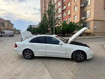 mercedes qiymetleri: Mercedes-Benz E-Class: 2.2 l | 2007 il Sedan — 10
