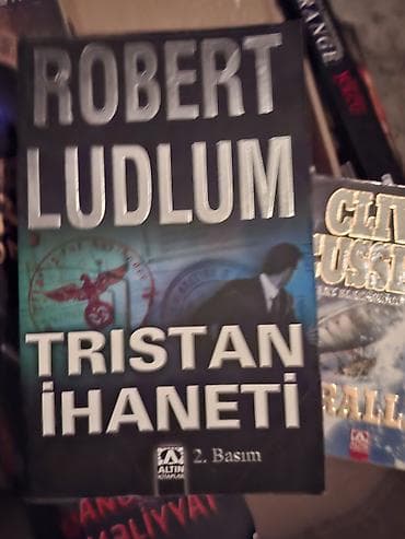 Bədii ədəbiyyat: Satılır: müxtəlif janrlarda 3 kitab paketi 1) Cem Ersever’in Son 90 — 2