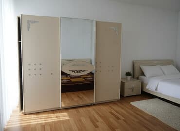 ручки на кухонную мебель: Двуспальная кровать, Шкаф — 1