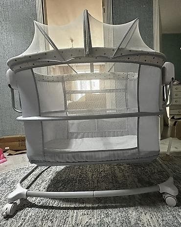 ev bitkisi: Oğlan və qız üçün, İşlənmiş, Dördbucaq, Beşik, Dəstsiz, Matras ilə, Yellənmə mexanizmsiz — 3