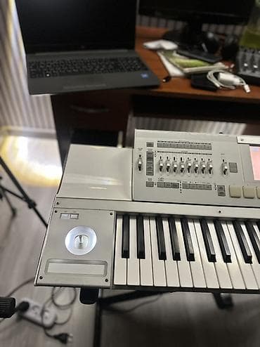 Спорт и хобби: Korg M3 Xpanded musiqi iş stansiyası/sintezator Alətdə radias data — 9