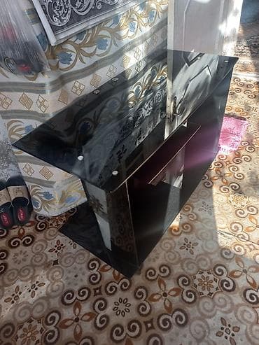 televizor alti: Düz TV altlığı, Polkalı, Şüşəli — 3