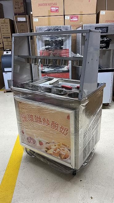 Rolled dondurma (ice cream roll) hazırlamaq üçün peşəkar soyuducu