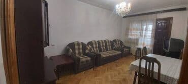 məhəmmədi kirayə: Həzi Aslanov metrosunun yaxınlığında Gəncə prospektində 9 mertebeli — 1