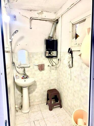 1 otaqli podmayak menziller: Bakı, 3 otaqlı, Köhnə tikili, m. Xalqlar Dostluğu, 80 kv. m — 6