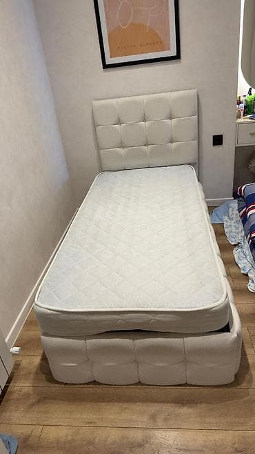 Təknəfərlik çarpayı, Bazalı, Matras ilə, Siyirməsiz