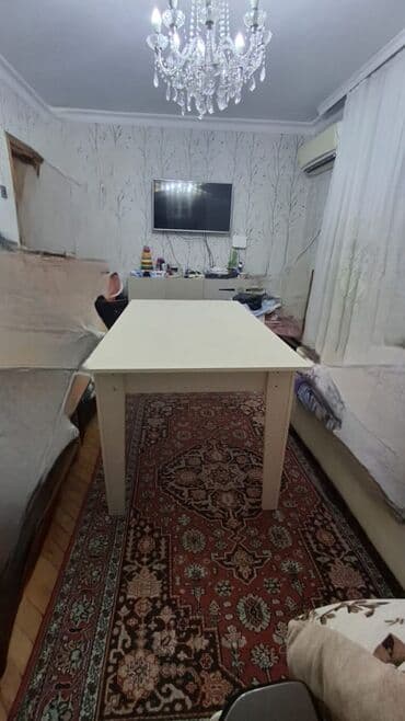 dairevi masa: Qonaq masası — 1