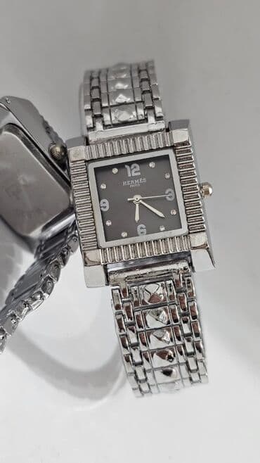 Qadın ayaqqabıları: Yeni, Qol saatı, Versace, rəng - Qızılı — 2