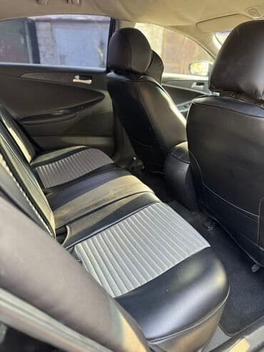 ravon 2: Hyundai Sonata: 2 l | 2010 il Sedan — 5