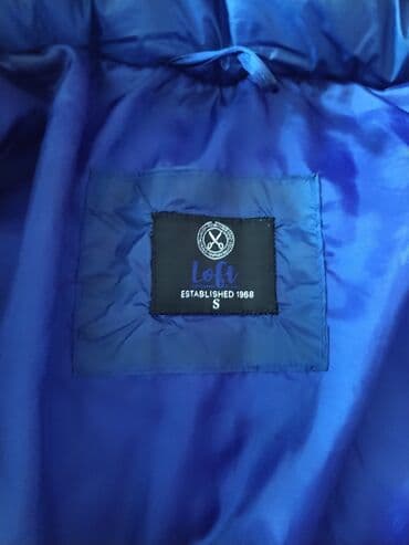 4xl nece razmerdi: Kurtka Loft. Razmer S (oversize) podxodit i na M razmer. Odevala paru — 2