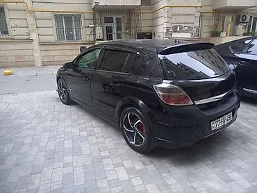 opel astra qranat: Model: Opel Astra H hatchback Kuzov: 5 qapılı, qara rəng Motor — 1