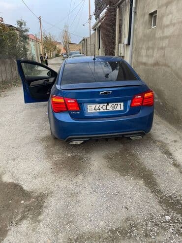 turbo az ucuz masinlar 07: Chevrolet Cruze: 1.8 l | 2010 il 400 km Sedan — 5