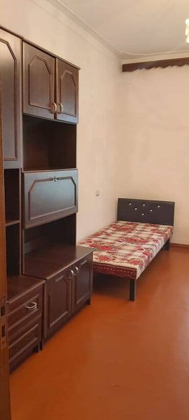 məhəmmədi kirayə: Həzi Aslanov metrosunun yaxınlığında Gəncə prospektində 9 mertebeli — 21