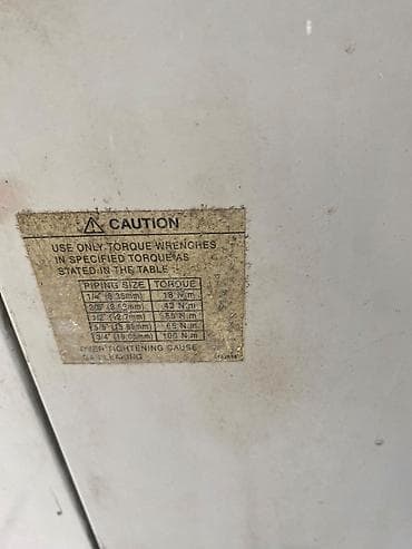 Panasonic tavan kondisoneri. Fan plata radiatorlar qaydasindadir — 2