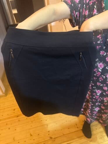 белые плиссированные юбки: Məhsul: Qara rəngli qısa ətək - Brend: MANGO (Suit xətti) - Ölçü: EUR — 1