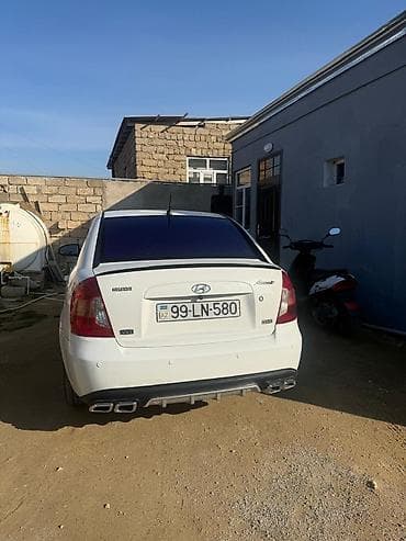 maşın al: Hyundai Accent sedan – Maşin yaxşı vəziyyətdədir 80 % bez kraskadir — 7