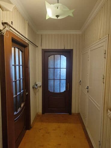 tek şexsiyyet vesiqesiyle kredit: Bakı, 3 otaqlı, Köhnə tikili, m. Xalqlar Dostluğu, 54 kv. m — 10