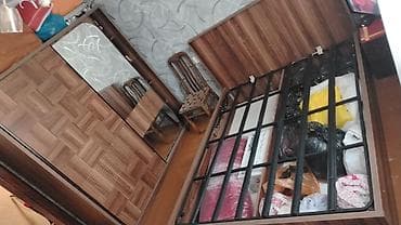 Dolab ve taxt ela veziyyetde. Taxt bazalidir.matras yoxdur. Sex mali — 2