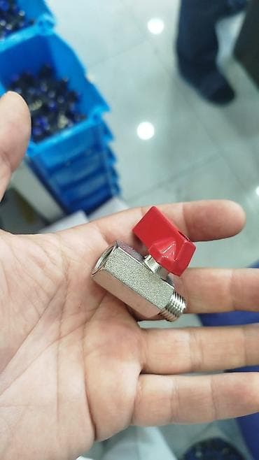 dəmir su cən: Mini kran (on/off klapan) – 1/4" gövdə - Material: nikellənmiş metal — 2