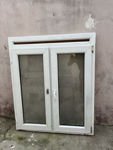 приучатель к туалету для собак: Plastık pencere Pencerının alt hıssesınde sınıg var sekıllerde Görünür — 1