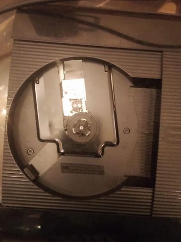 Sony PlayStation 3 Super Slim oyun konsolu Xüsusiyyətlər: - Model — 1