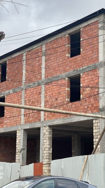 новостройки в баку в кредит: Satılır: Yol kənarında tikilən 3 mərtəbəli, mərtəbələrində eyvanları — 4