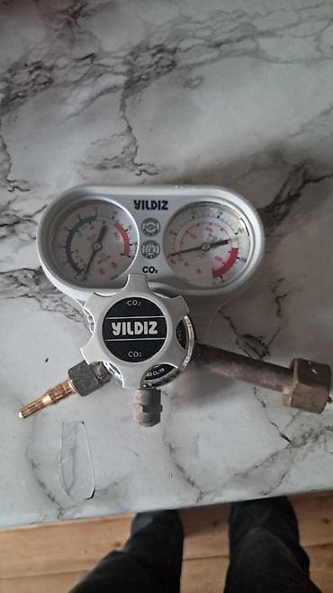 Yildiz CO2 reduktor/manometr dəsti - Qaz növü: CO2 (şlanq çıxışında lalafo.az -da Yildiz CO2 reduktor/manometr dəsti - Qaz növü: CO2 (şlanq çıxışında