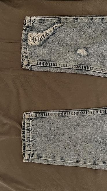 cins kurtqa: MADE IN TÜRKİYE.26BƏDƏN. Qadınlar üçün yırtıq detallı mom-fit cins — 2