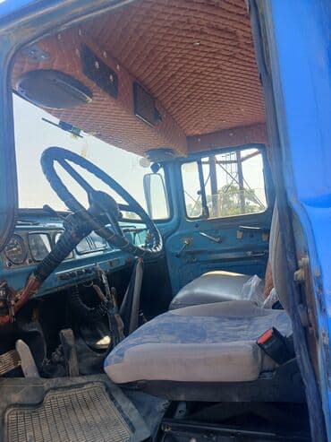 ZİL : 6 l | 1973 il 35000 km Universal