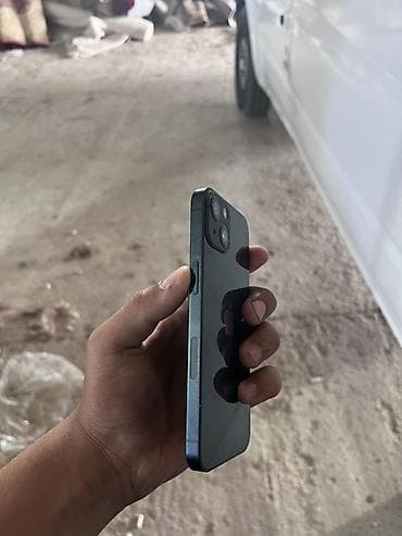 apl 13: IPhone 13, 256 GB, Midnight, Face ID, Simsiz şarj — 2